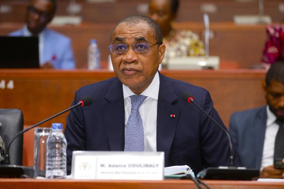 Adama Coulibaly obtient le quitus du Sénat pour la ratification de l’ordonnance n°2023-875 du 23 novembre 2023